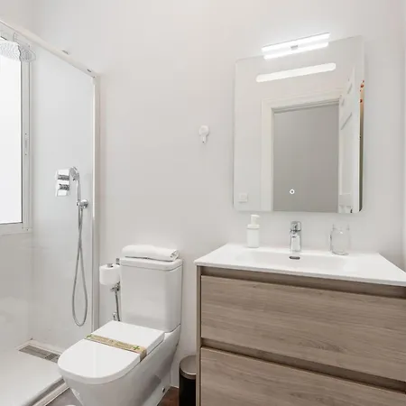 Apartment Apto Luminoso Al Lado De Plaza Uncibay - 2 *